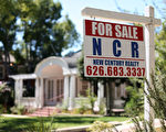 美2月新屋銷售下降 中位價降至逾兩年來新低
