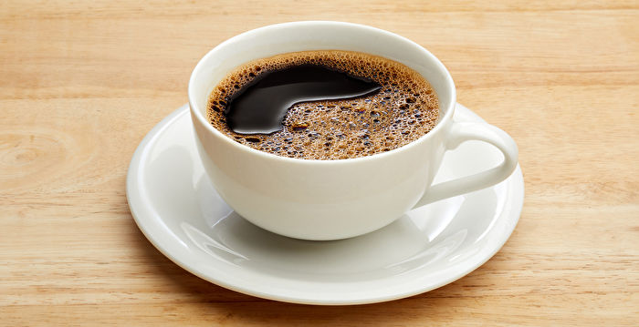 为何早上起床就喝咖啡不好? 专家这么说