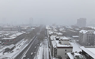 寒潮袭击中国 多省大雪冻雨 交通受严重影响