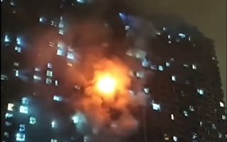 南京高樓火災致15死44傷 居民逃生時被燻黑