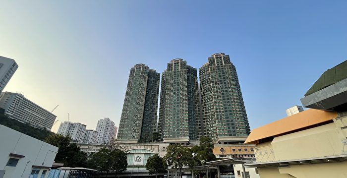 三年蒸发7.7万亿财富“香港玩完”论受关注