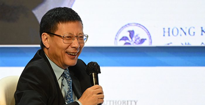 中国富豪组团移民新加坡 红衫沈南鹏获永居权