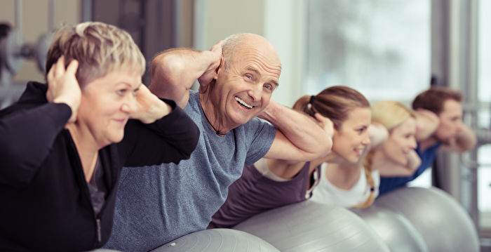 为世界最老健身教练 美81岁老翁没打算退休