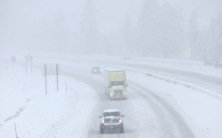 強大暴風雪襲加州和內華達 州際公路關閉