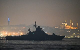 乌克兰：海上无人艇成功破坏俄军巡逻舰