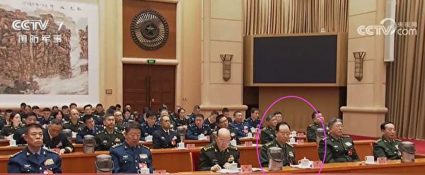 2024年3月4日，中共全國人大會議軍隊和武警部隊代表團成立畫面中，巨乾生露面。（央視畫面截圖）