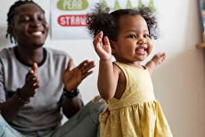 音樂和舞蹈對嬰兒發育的重要性