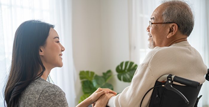 日本经验：照顾不勉强 别对照顾者说加油