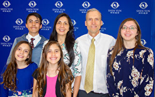 公司老闆：我是神韻的崇拜者 盼親友來看演出