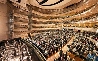 政要賀神韻 多倫多觀眾樂享真善忍奇妙旅程