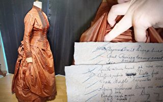 女士購買古董連衣裙 發現內藏19世紀密碼條