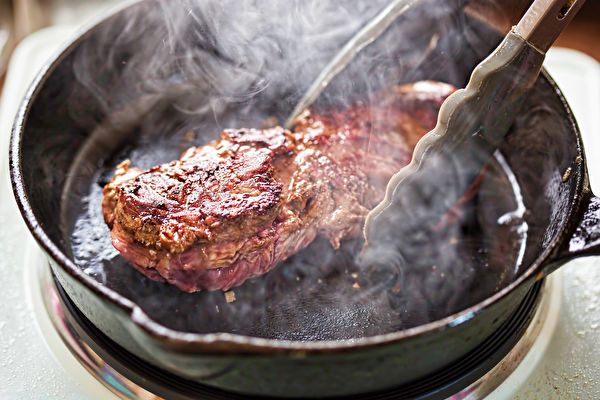 Angus Steak Fried On Vegetable Oil On Iron Cast