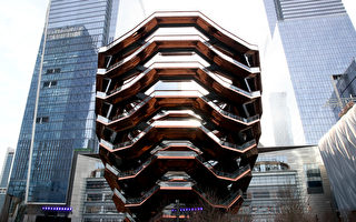 紐約哈德遜廣場地標「蜂巢」安裝鋼網增強安全性