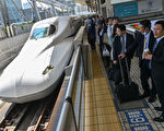 车厢内有蛇 日本新干线列车罕见误点17分钟