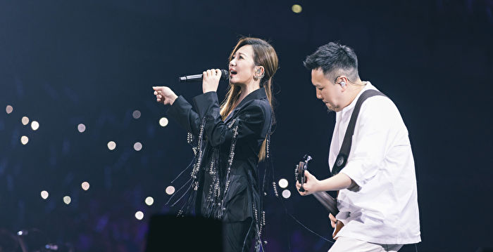 Liang Jingru’s “When We Talk About Love” World Tour Begins in Kuala Lumpur