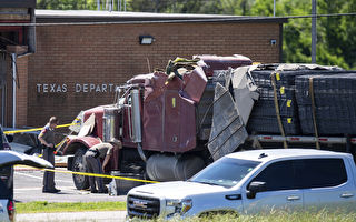 官员：德州男子将卡车撞进大楼后 第二人死亡
