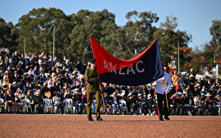 澳紐軍團日 逾3萬人參加堪培拉黎明紀念儀式