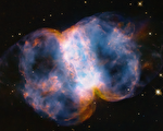 哈勃望远镜拍“宇宙哑铃”奇景图 贺升空34年