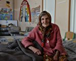 烏克蘭98歲老婦獨自走10公里 逃離俄占領區