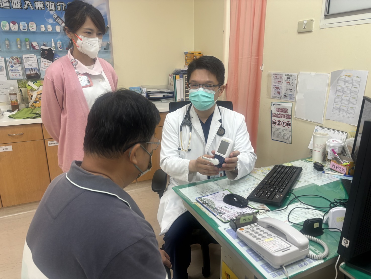 [新聞] 台灣醫療世界第一 台大院長：血汗醫護努力