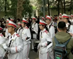 北京清華大學校慶視頻火了 網友大吐槽