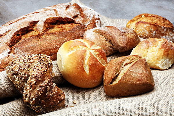 面包挑选攻略 这款面包减肥可以安心吃！