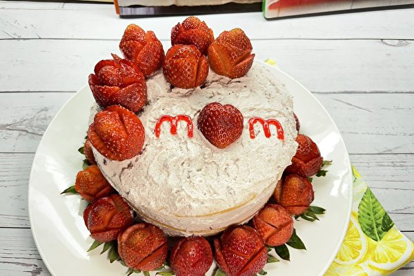 【一簞食】母親節草莓蛋糕