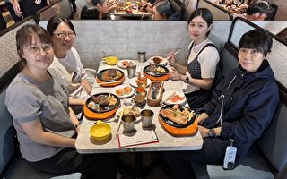 蘆竹分局提前慶祝母親節 媽媽員警享用美味餐宴