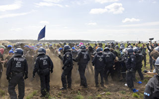 反对特斯拉德国扩厂 抗议者与警方爆冲突