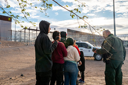 边境巡逻队报告四月非法移民遭遇量下降