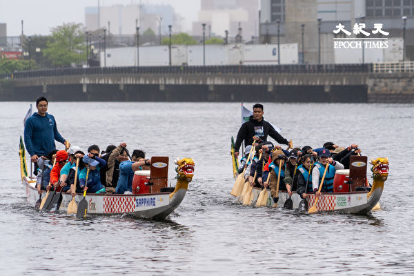 波士顿台湾龙舟队喜获新船 备战世锦赛