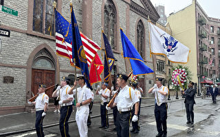 自由价更高 纽约华裔退伍军人纪念国殇日
