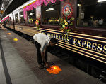 世界最豪华火车在印度 如移动式五星级饭店
