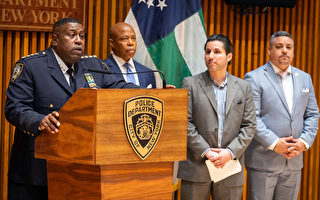 紐約市長證實 開槍打傷兩警歹徒為委國黑幫