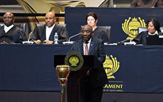 南非总统连任 非国大与反对党组联合政府