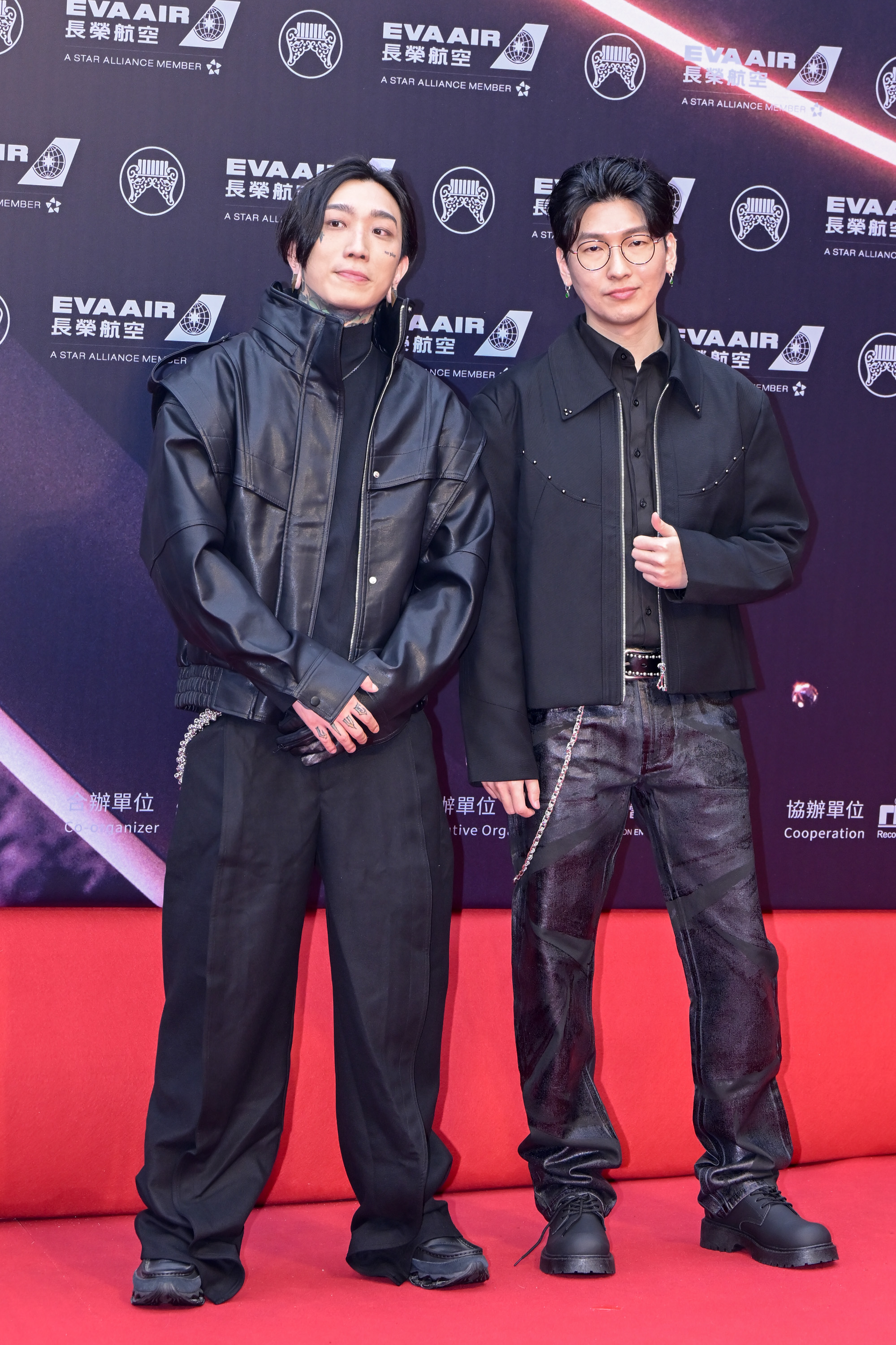 圖為入圍「最佳單曲製作人獎」的W.LIN、周已敦。（宋碧龍／大紀元）
