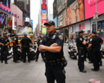 纽约市长偕曼哈顿地检成立中城改善联盟 强化商业区治安