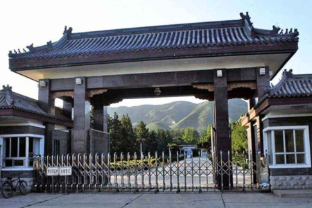 File:Shimo-akasaka-jyo02.jpg - Wikimedia Commons