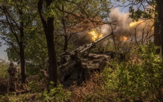 乌克兰总统：士兵装备不足 难击退俄军进攻