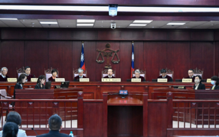 宪法法庭审理国会职权修法暂时处分 双方激辩
