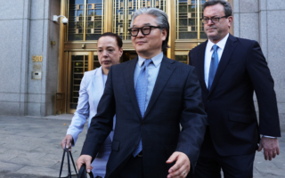 世紀大爆倉案判決 韓裔富豪10項罪名成立
