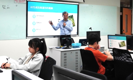 元智中國語文學系黃智明老師帶領學生運用當前最夯的AI工具。