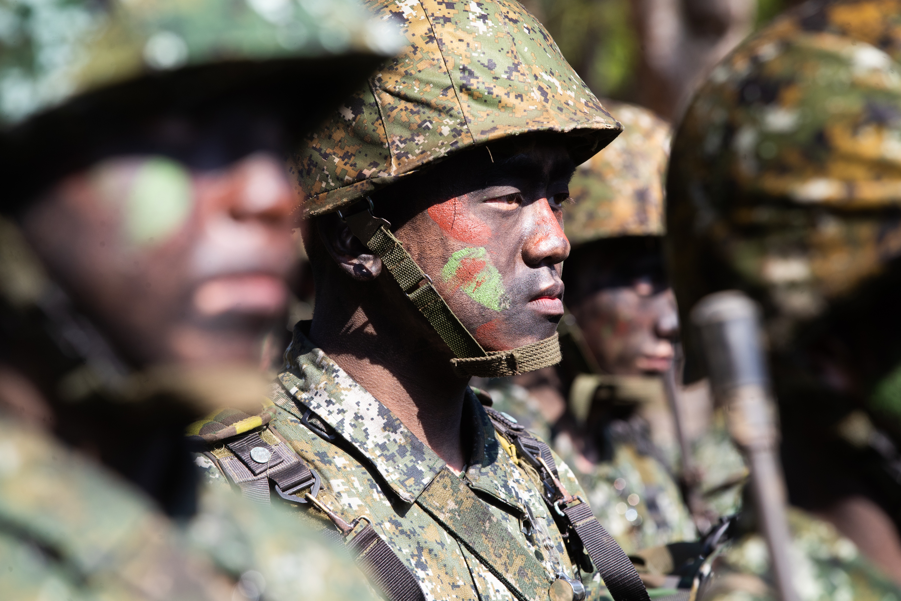 送料無料　★希少★海軍一等軍曹・騎兵 台湾歩一 軍盃 入手困難 外媒曝青年当兵不踊跃立委：4年后人数才达高峰| 华盛顿邮报| 国防部
