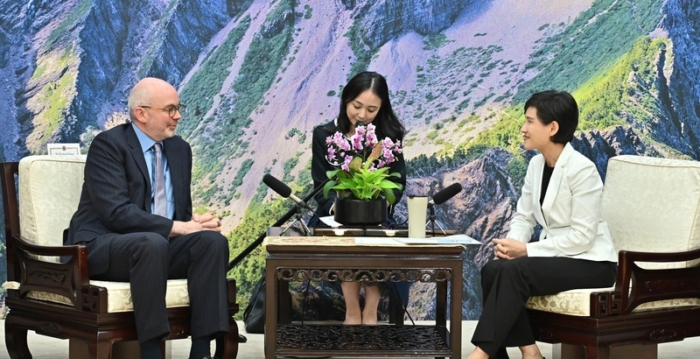 AIT处长谷立言:美国承诺加强台湾安全