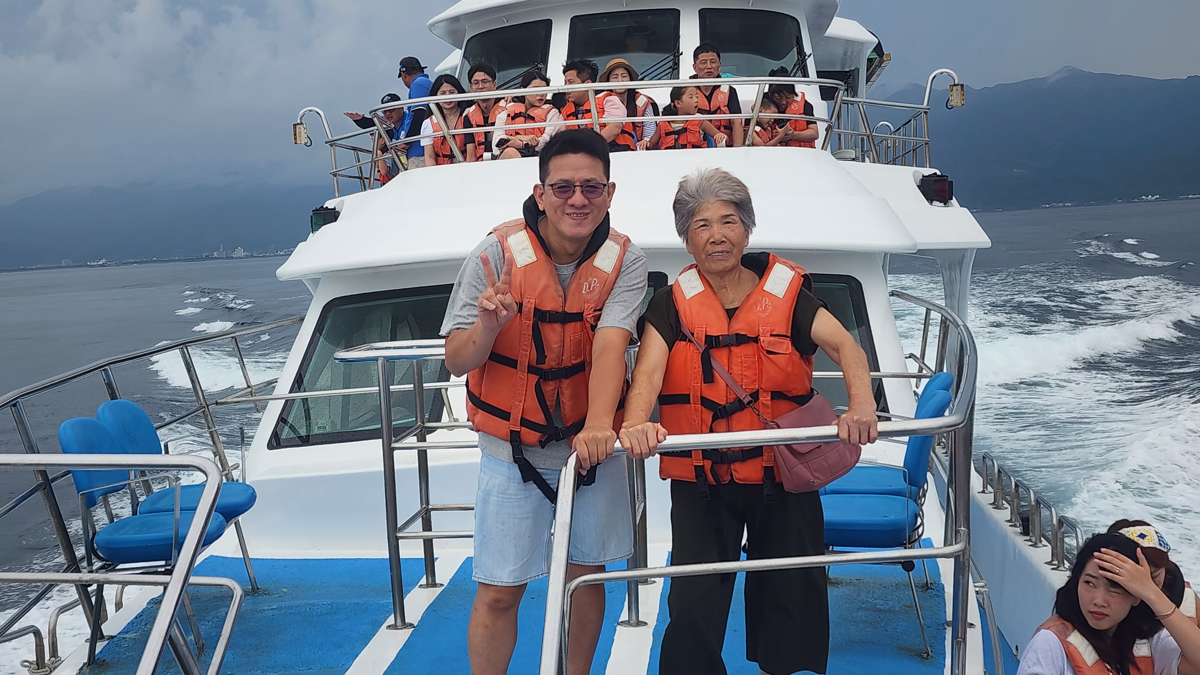 跟着赏鲸船出海趣一起揭开龟山岛的神秘面纱| 宜兰| 旅游| 景点| 大纪元