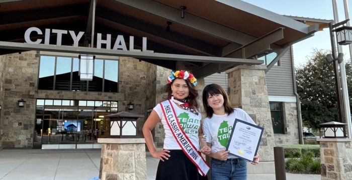 台裔张慧玲获2024美国社区公益王后