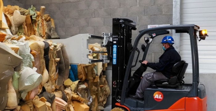 丹麦研发回收泡沫床垫新技术 有望解决污染问题