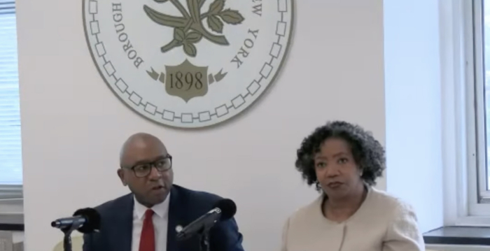 王后区区长建议有条件批准 “Yes之城”土改