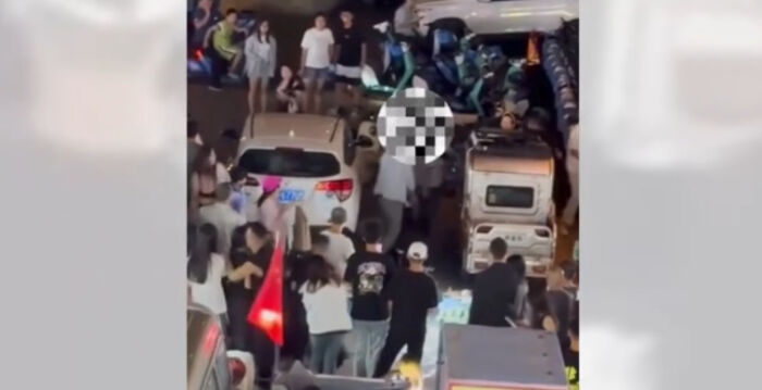 山东高密夜市发生持刀砍人案 一人当场死亡