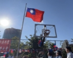 大陆人参加纽约双十节庆祝 羡慕台湾民主自由